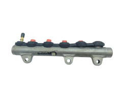 Injection Rail Bosch Renault 0445214155 8200842432 2.0 DCI