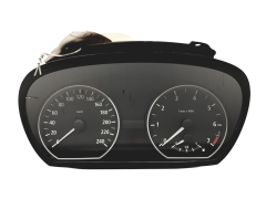 Speedometer/Instrument Cluster BMW 1 E87 E81 6983527-01 1024932-44 33170