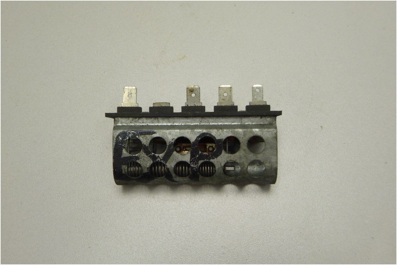 Resistor Fan Resistor Renault Express Rapi main product photo