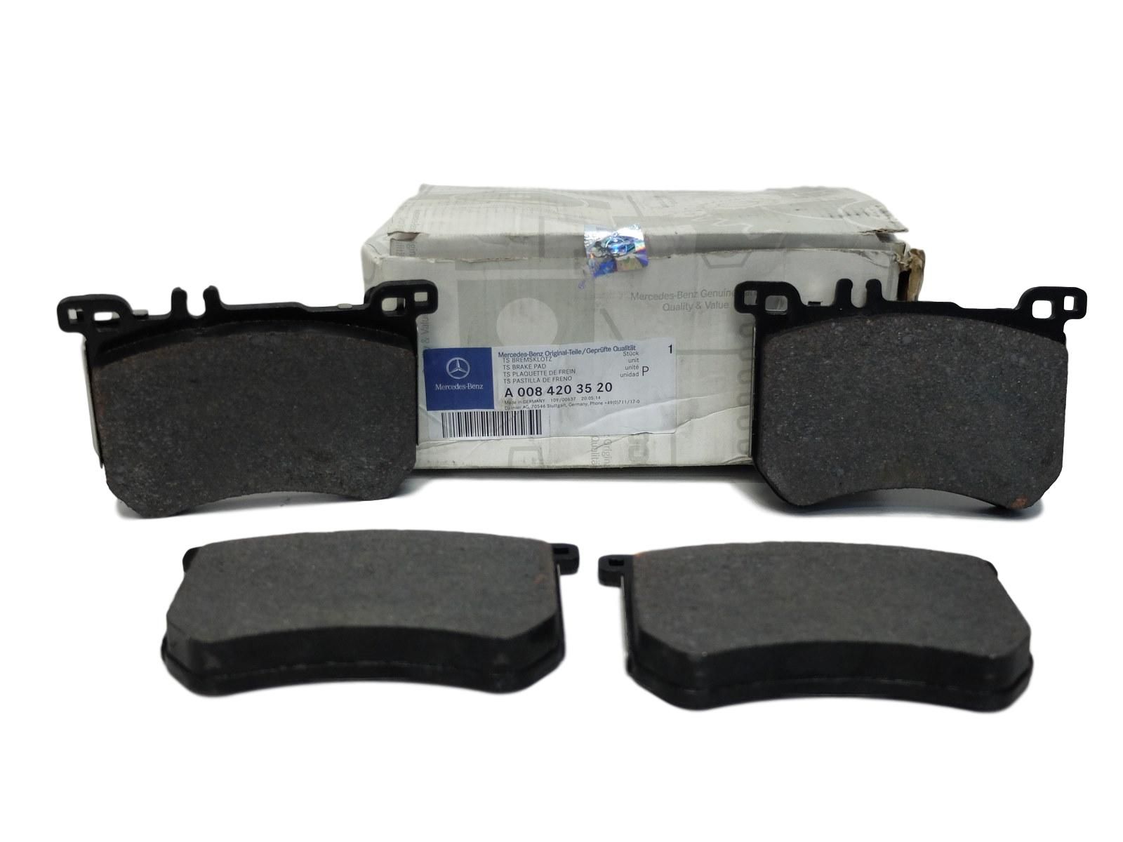 Brake Pads Front New Original Mercedes-Benz A0084203520 main product photo