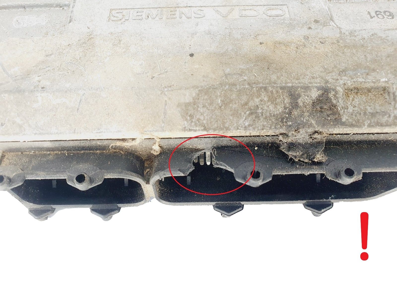 Control Unit 03D906023B 5WP40504 04 VW Seat Siemens 46336 main product photo