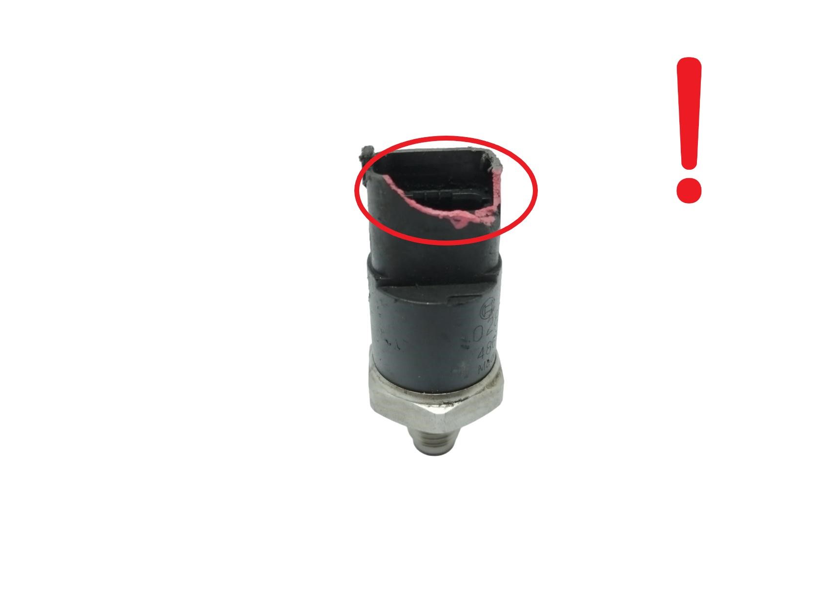 Fuel Pressure Sensor 0281002405 Bosch 1.9 DCI Renault Fiat BMW main product photo